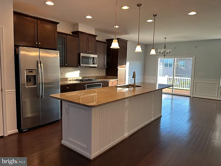 9075 Alexander Way — Photo 10
