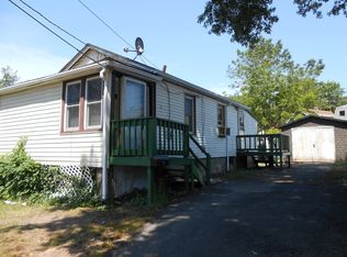 12 Silzer Ave, Iselin, NJ 08830