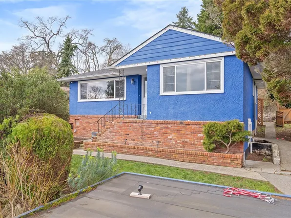 3560 Cedar Hill Rd, Saanich, BC V8P 3Z1