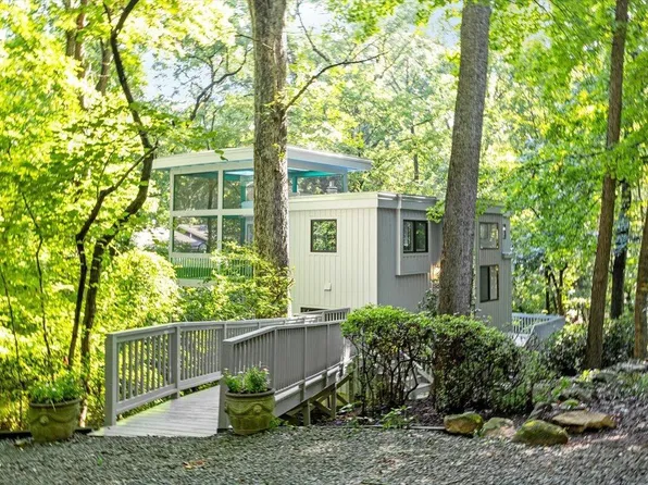 195 Marilyn Ln, Chapel Hill, NC 27514