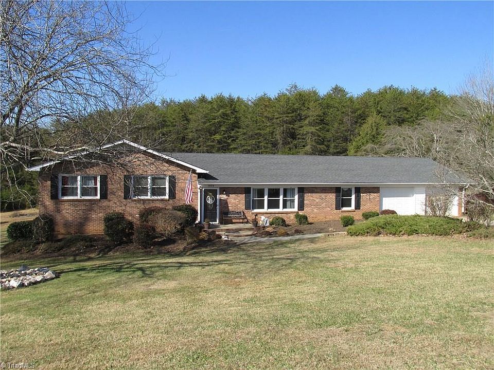 2nd image of 1454 Stony Knoll Rd
