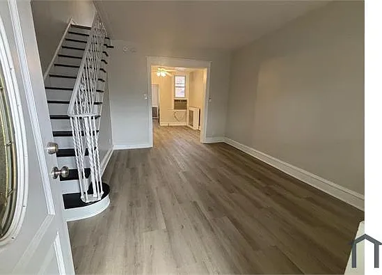7127 Montague St — Photo 15