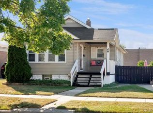 28 Nahma Ave, Clawson, MI 48017