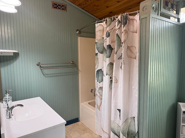 7157 Old Evergreen Rd — Photo 13