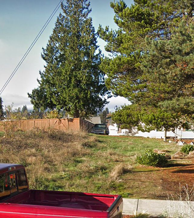 2nd image of 929 Pacific Ave