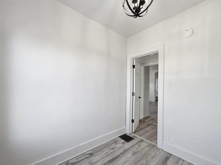 3205 N 3rd St — Photo 15