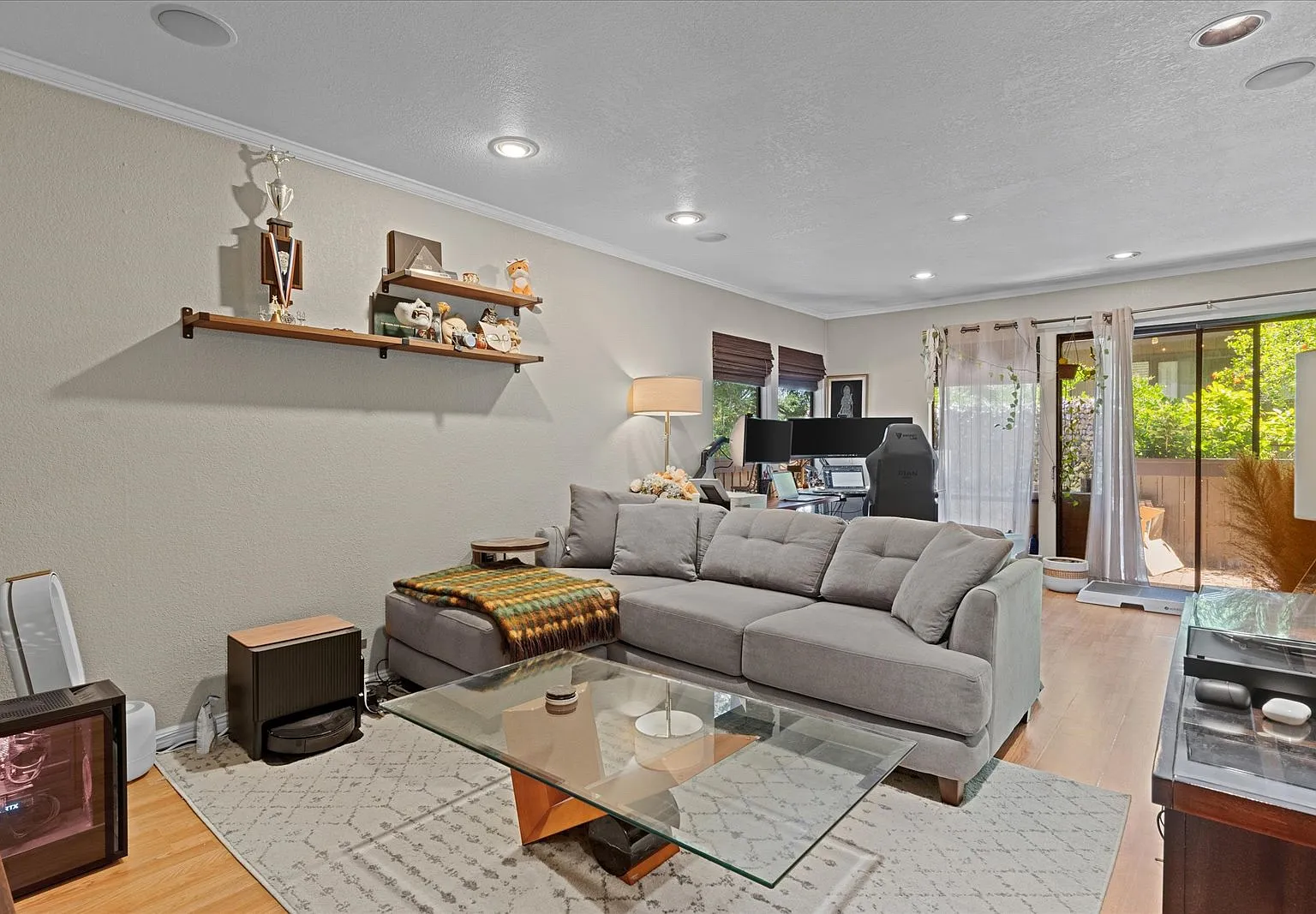 1 bed, 760 sqft, $1,675 — Photo 3
