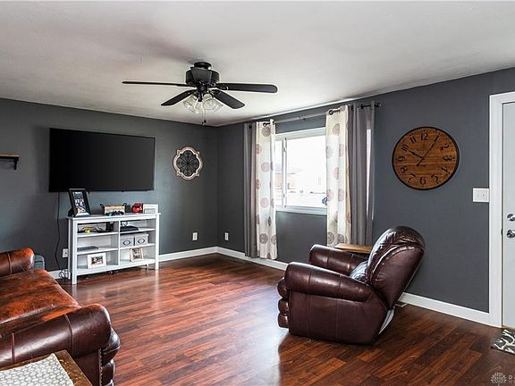 5th image of 802 Hile Ln