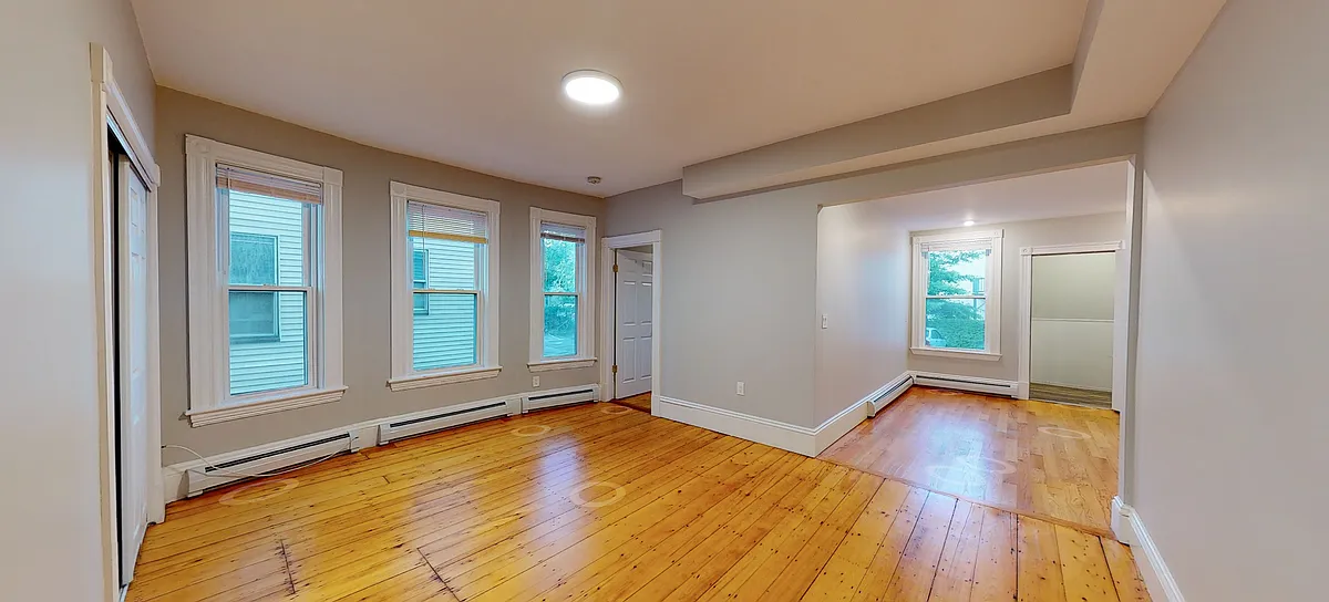 Building Photo - 11 Beacon St #4