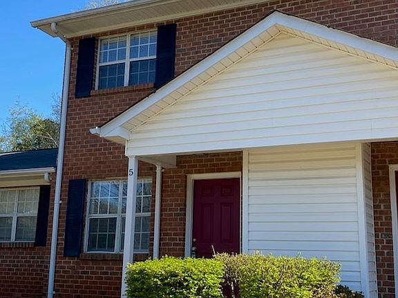 3rd image of 100 Clearview Ct APT 5