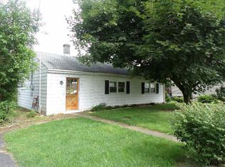 231 S York St, Etters, PA 17319