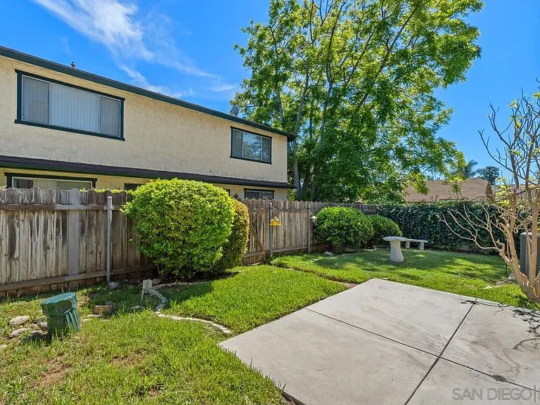 1516 Encino Ave #B — Photo 31