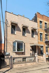 3644 11th St, Long Island City, NY, 11106