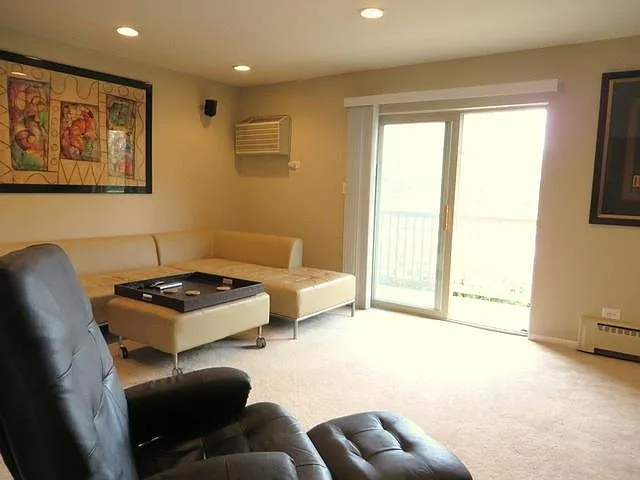 906 W Alleghany Dr #2B — Photo 4