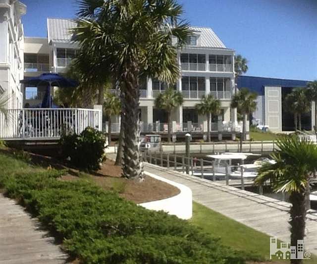 2nd image of 2713 Chadsworth Ln