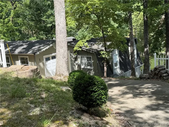 59 Dantay Dr, Sunrise Beach, MO 65079