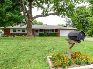 4251 S Ridgecrest Dr, Springfield, MO 65810