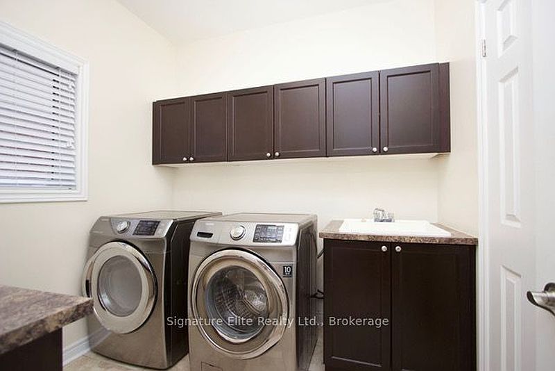 Ajax House for rent - 4 Bedrooms — photo 13