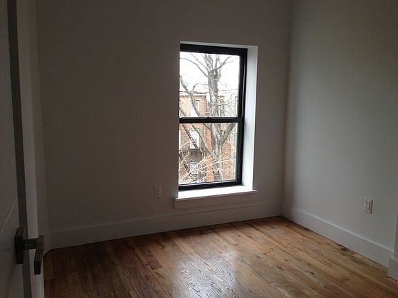 5th image of 203 Macdougal St #3