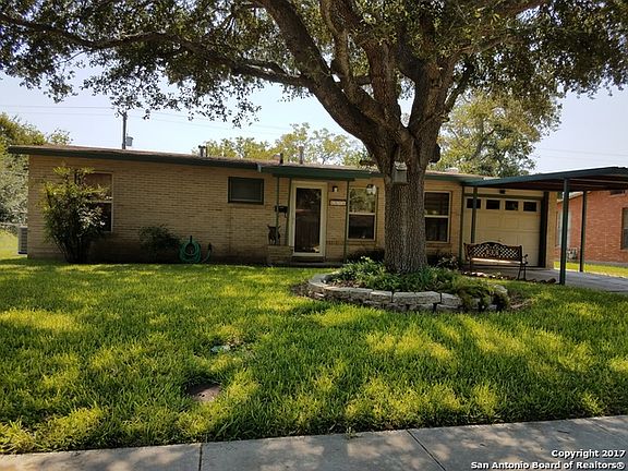 2nd image of 4614 Stoneleigh Dr