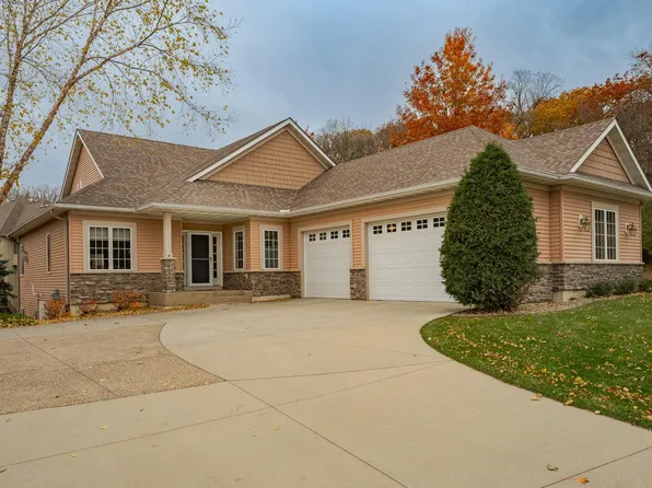 1598 Salem Ct SW, Rochester, MN 55902