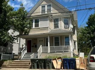 118 Bell St, Bridgeport, CT 06610
