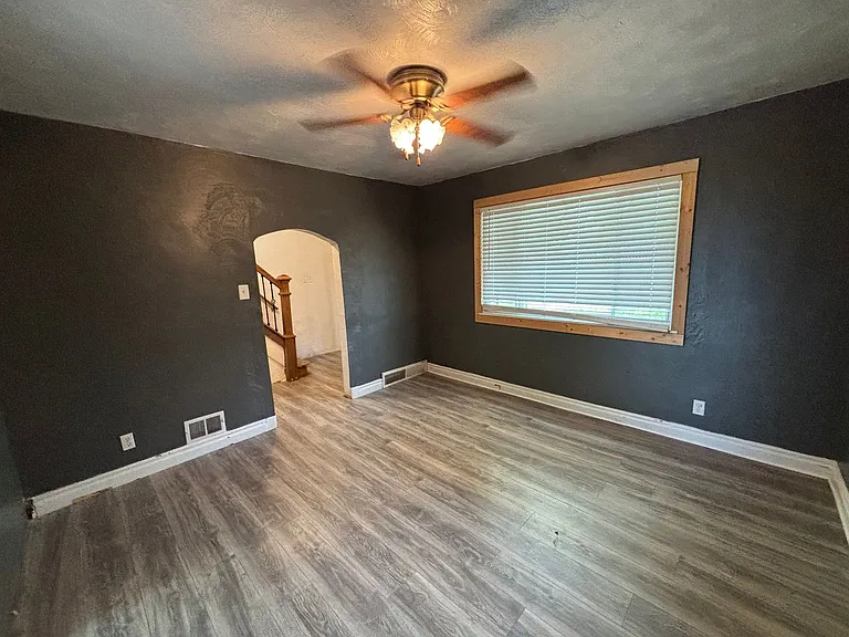 3333 Lincoln Ave — Photo 9