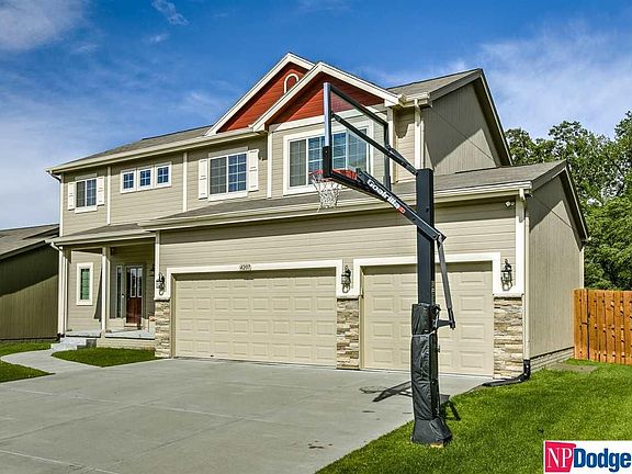 3rd image of 4207 S 202nd St