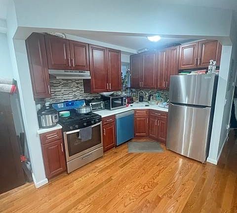 3rd image of 4135B De Reimer Ave #B