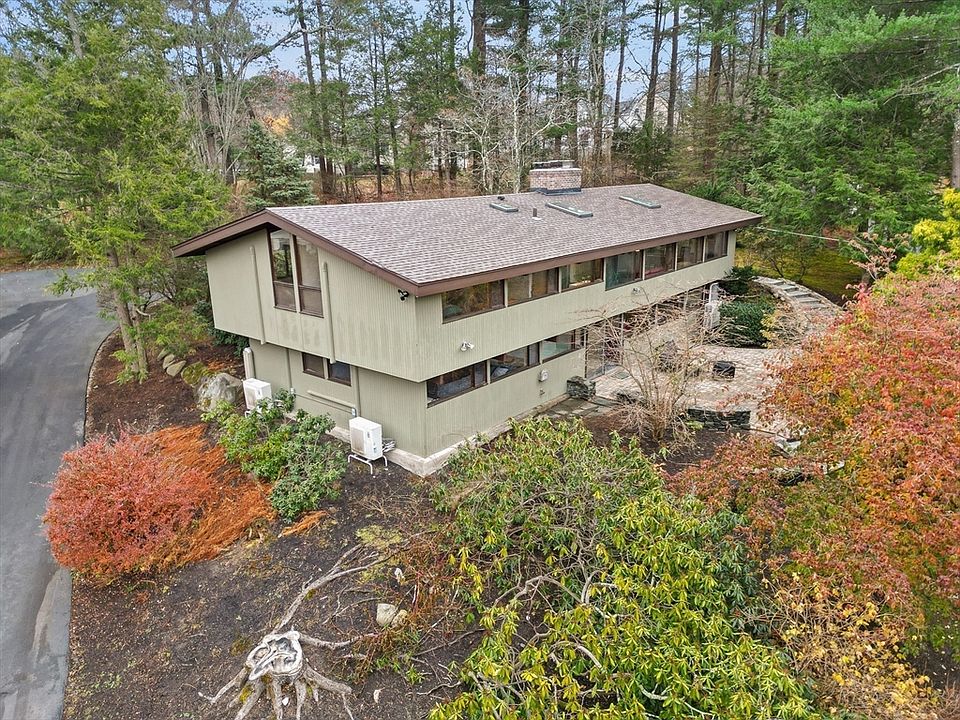 76 Hillside Rd, North Andover, MA 01845 | Zillow