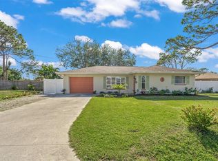1081 Redstart Rd, Venice, FL 34293