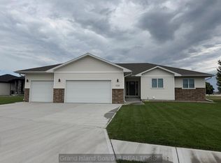 4268 Augusta Pkwy, Grand Island, NE 68803