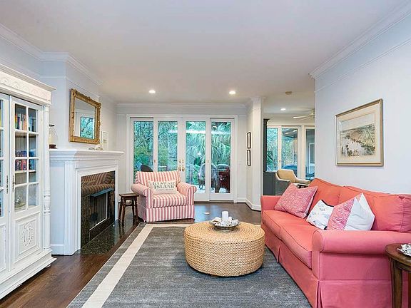 5th image of 139 Red Cedar Ln