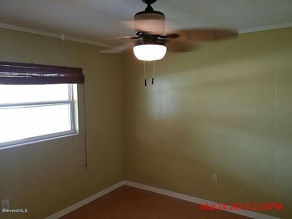 Bedrooms with Ceiling Fans