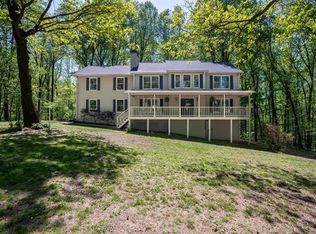 196 Poplar Ridge Ln, Lula, GA 30554