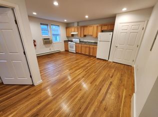 225 W Madison Ave UNIT 223-D, Dumont, NJ 07628