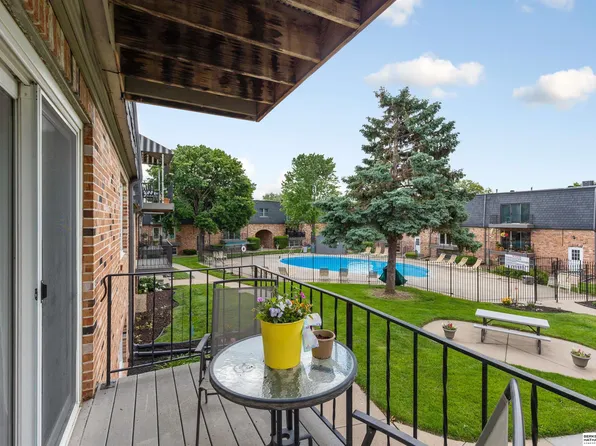 12727 Woodcrest Plz #3223, Omaha, NE 68137