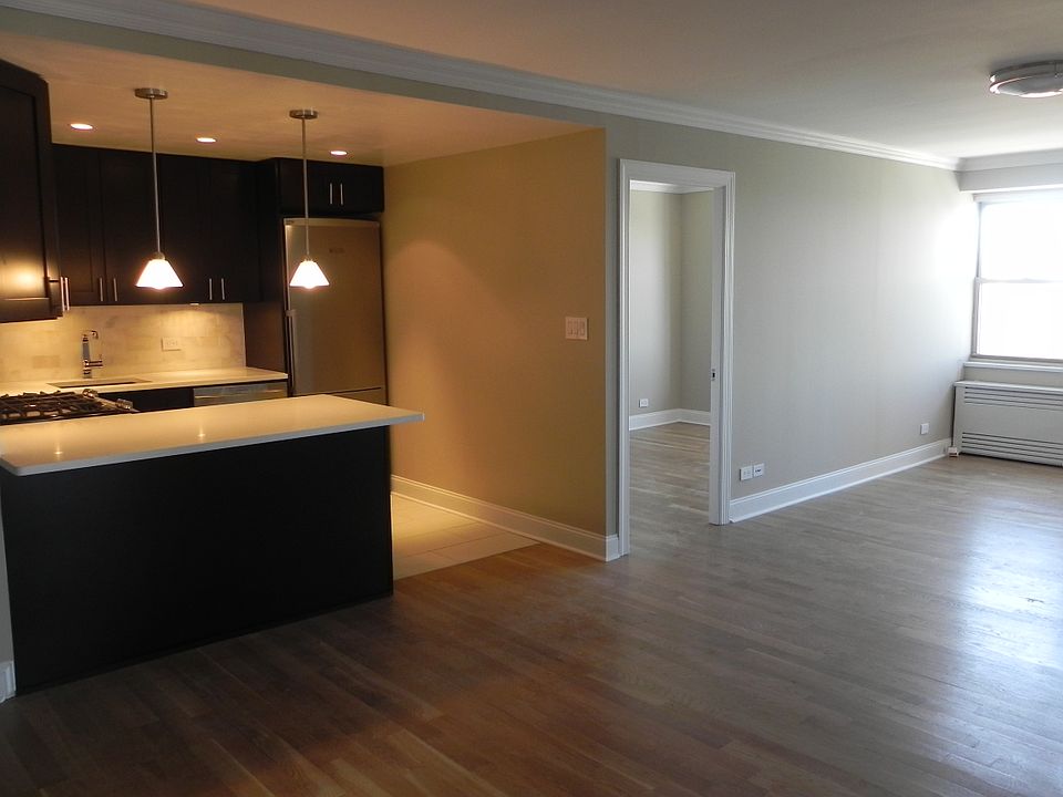 1st image of 310 Greenwich St APT 38J
