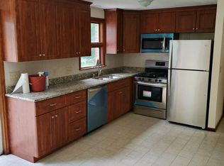 100 Fulton St, Norwood, MA 02062