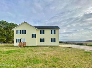 2416 Peartree Rd, Elizabeth City, NC 27909