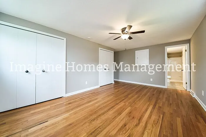 2351 Columbia Rd — Photo 7