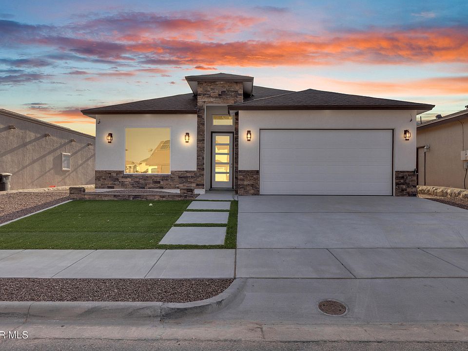 1st image of 753 Desert Silver Dr