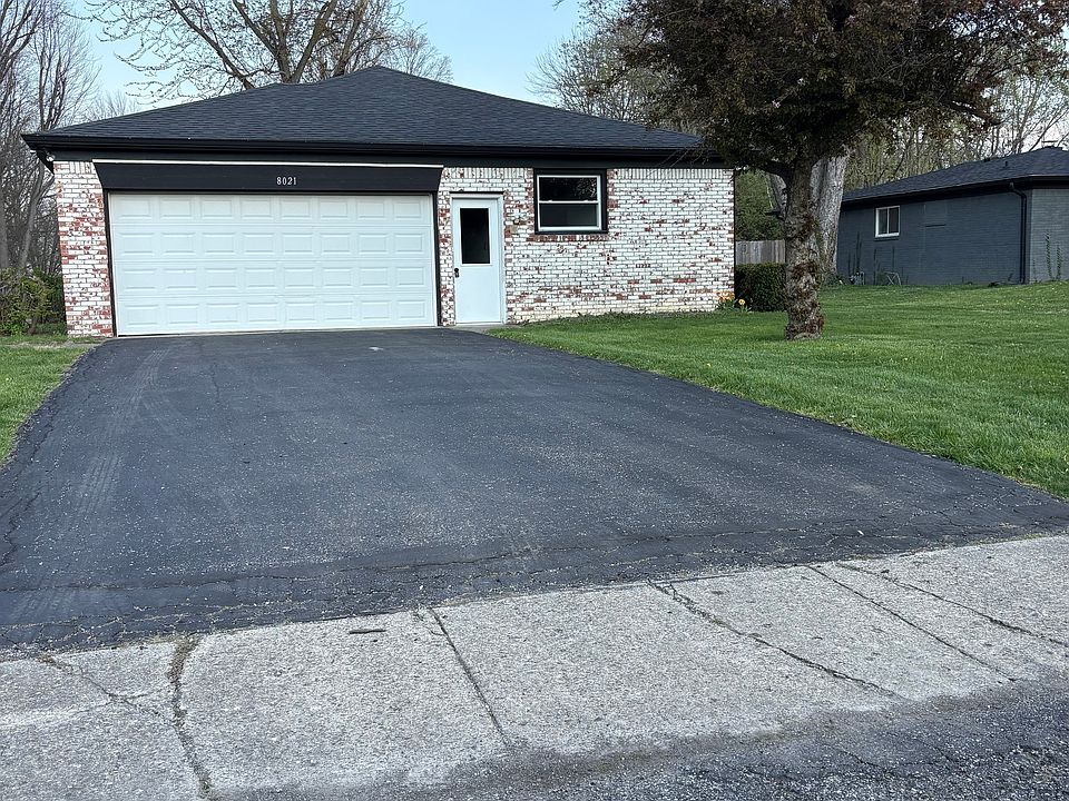 2nd image of 8021 Guion Rd