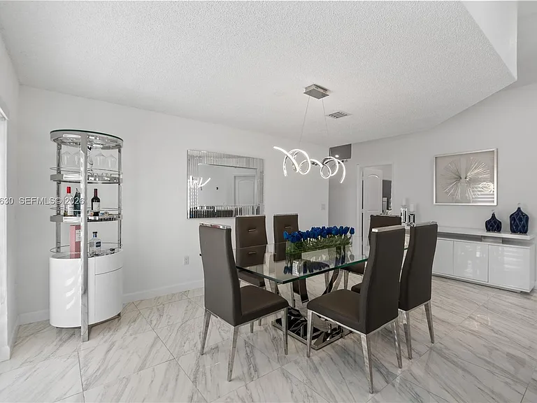 8842 SW 215th Ln — Photo 12