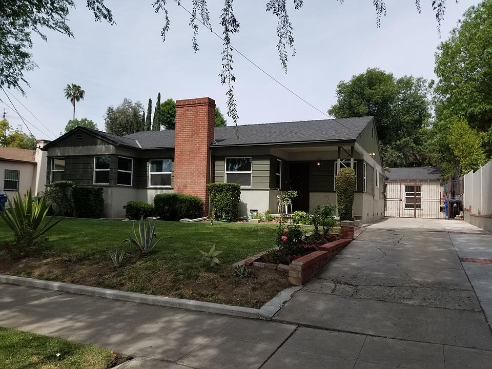 1st image of 3847 Collis Ave