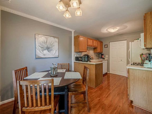 5th image of 219 Brett Cir Unit C