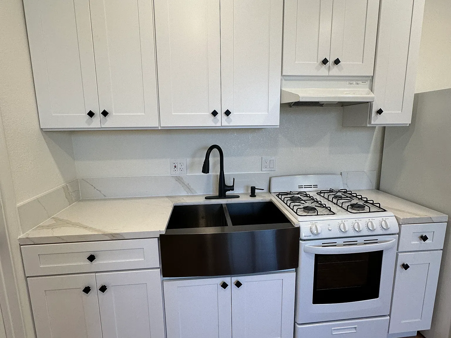 1 bed, 650 sqft, $2,000 — Photo 4