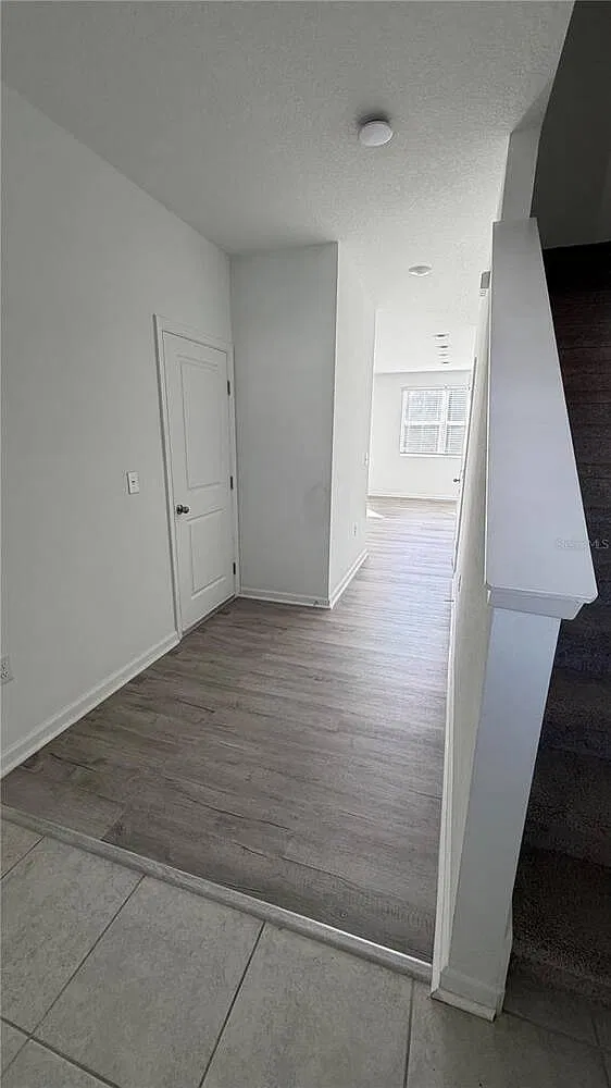 3 bed, 2.5 bath, 1480 sqft, $1,800 — Photo 4