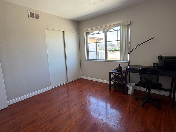 5th image of 12132 187th St