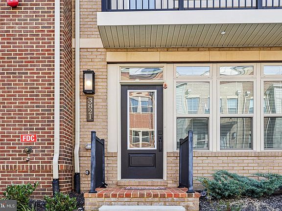 4th image of 3821 Tussica Way